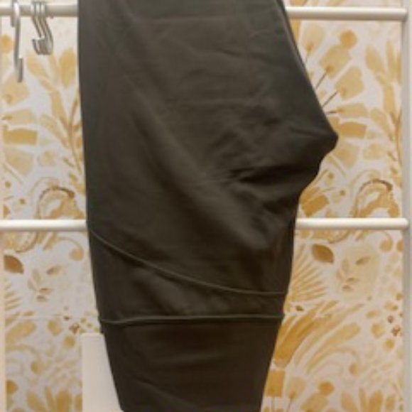Lululemon NTW Dark Olive In Movement Leggings 10 - Picture 2 of 3